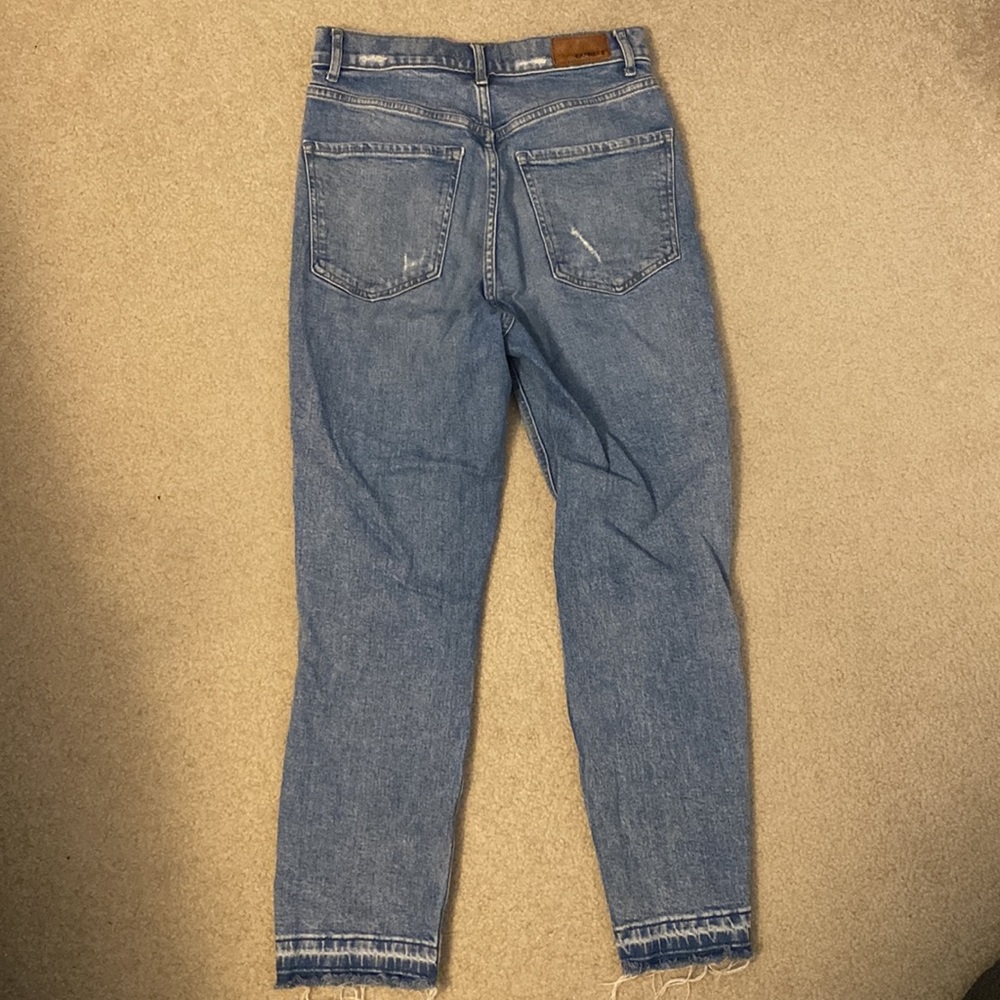 Express Super High Rise Mom Jean - Picture 2 of 2